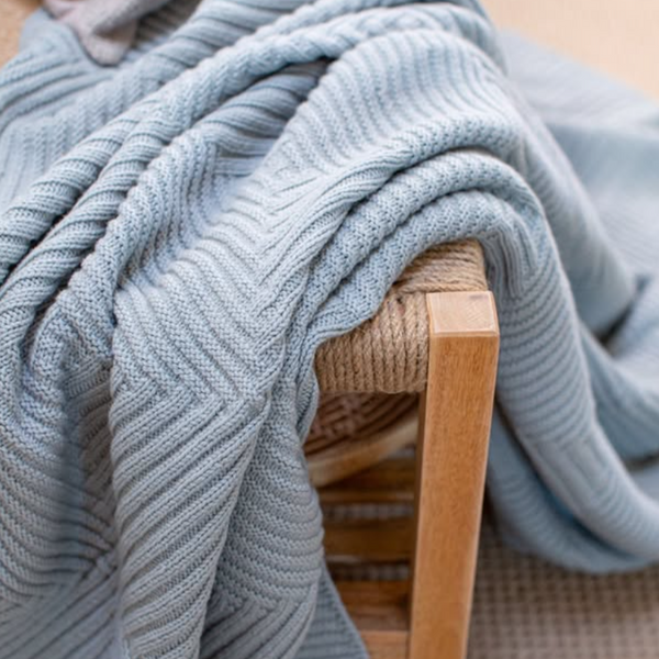Brooklyn Tweed’s Knit and Crochet Blankets: Projects to Stitch for Home and Away
