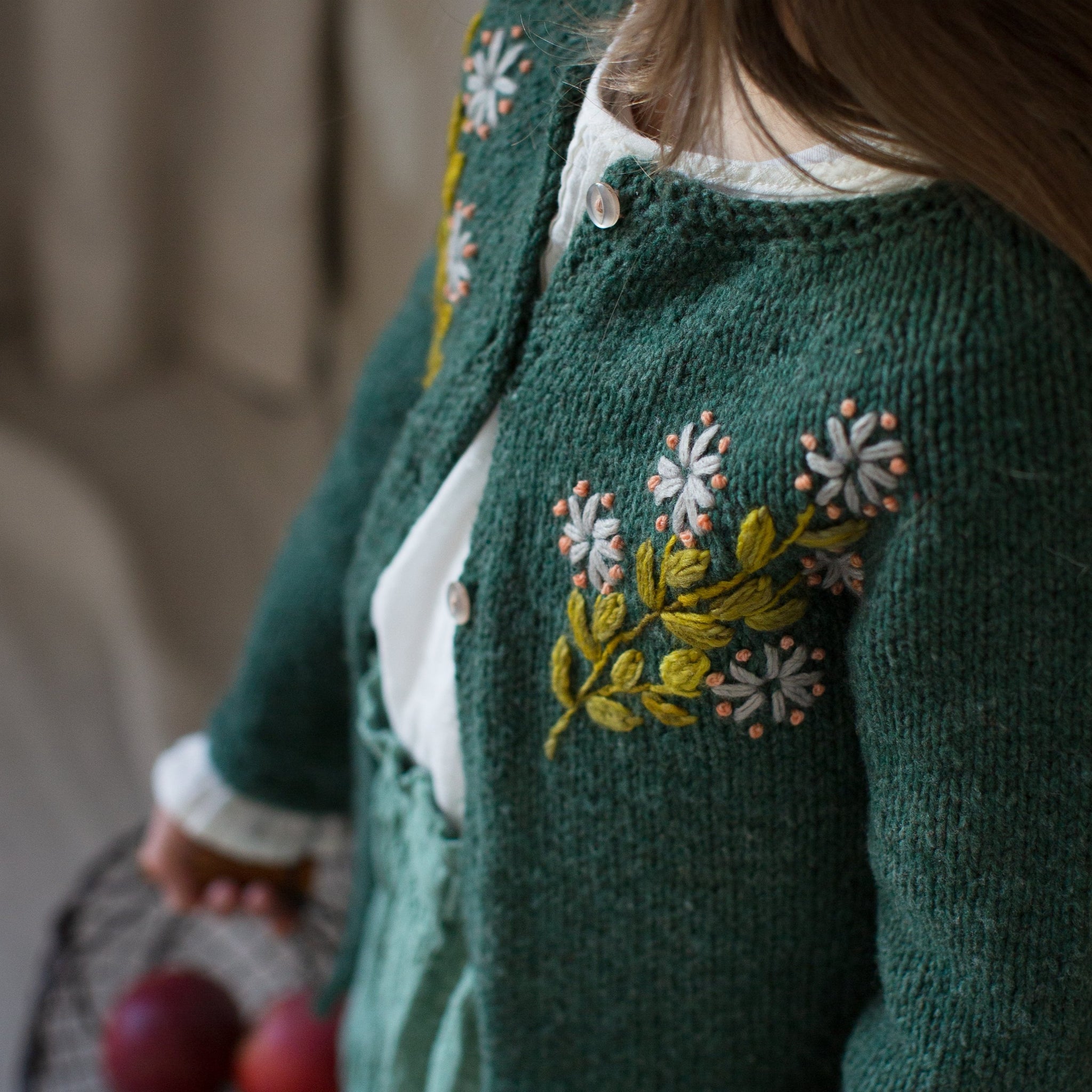 Embroidery on Knits by Judit Gummlich 