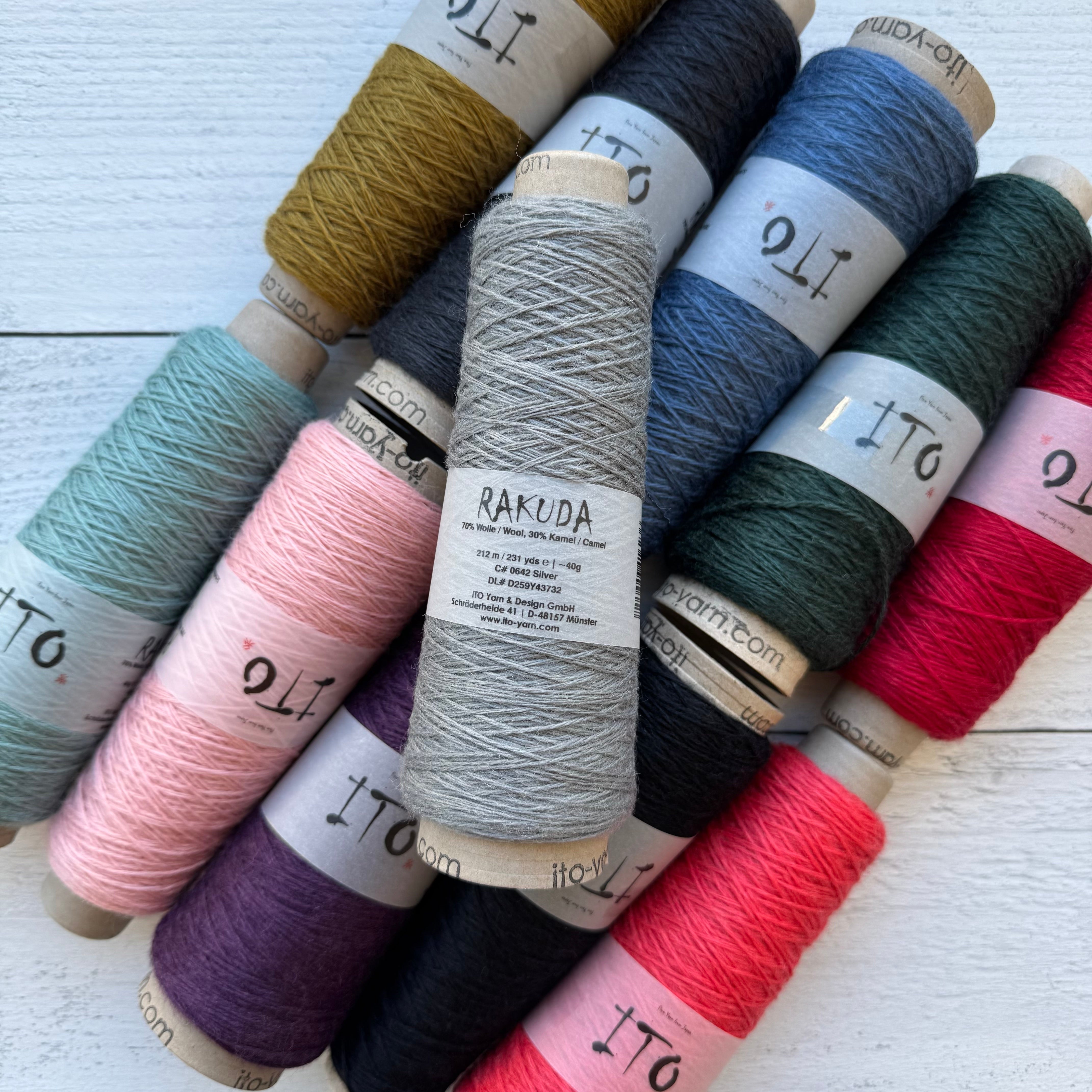Ito Rakuda – Monarch Knitting