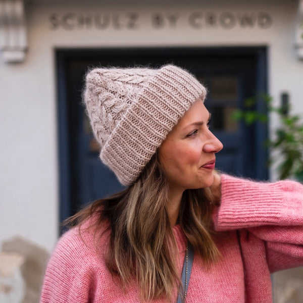 Knits to Wear: Effortless Patterns by Kutova Kika
