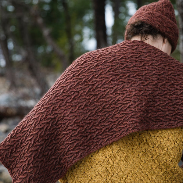 Entwined: Cables, Lace and Knitted Treasures