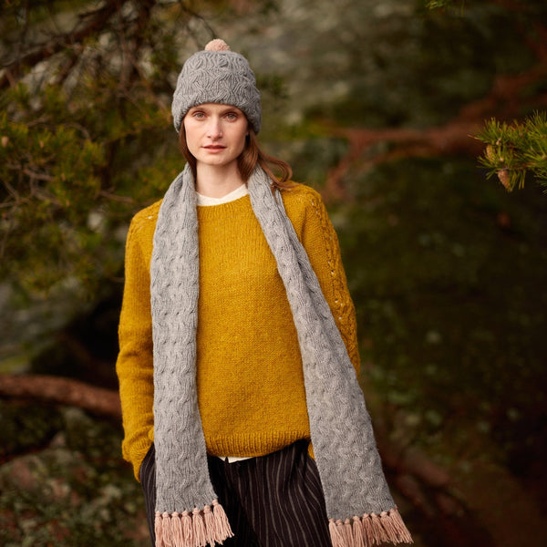 Entwined: Cables, Lace and Knitted Treasures