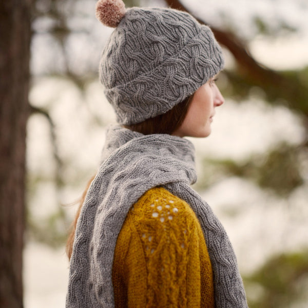 Entwined: Cables, Lace and Knitted Treasures