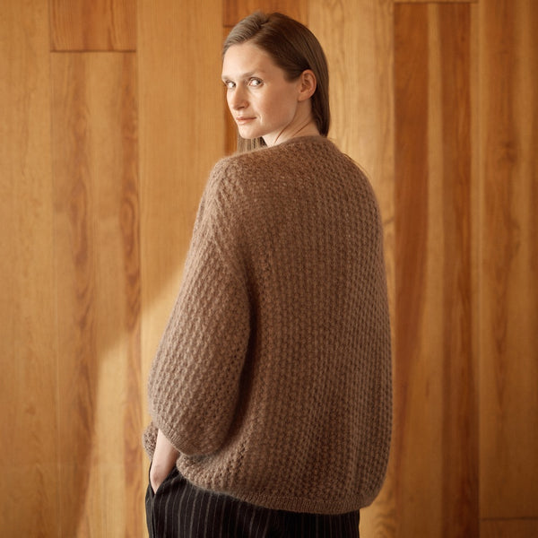 Entwined: Cables, Lace and Knitted Treasures