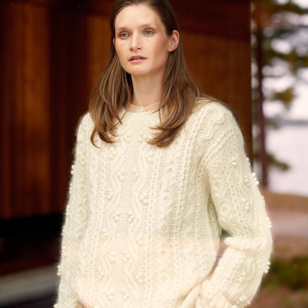 Entwined: Cables, Lace and Knitted Treasures