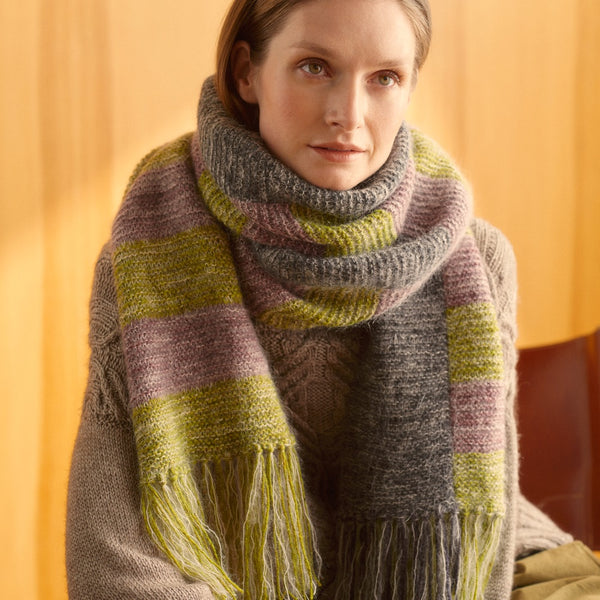 Entwined: Cables, Lace and Knitted Treasures