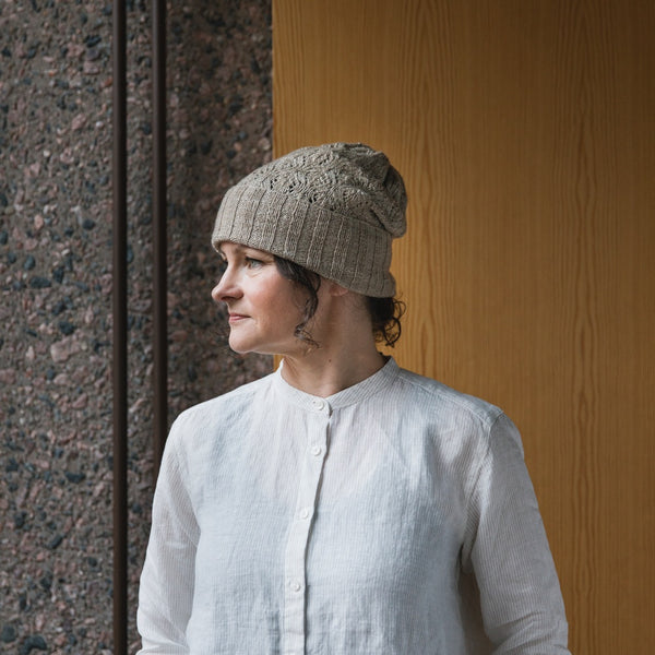 Entwined: Cables, Lace and Knitted Treasures