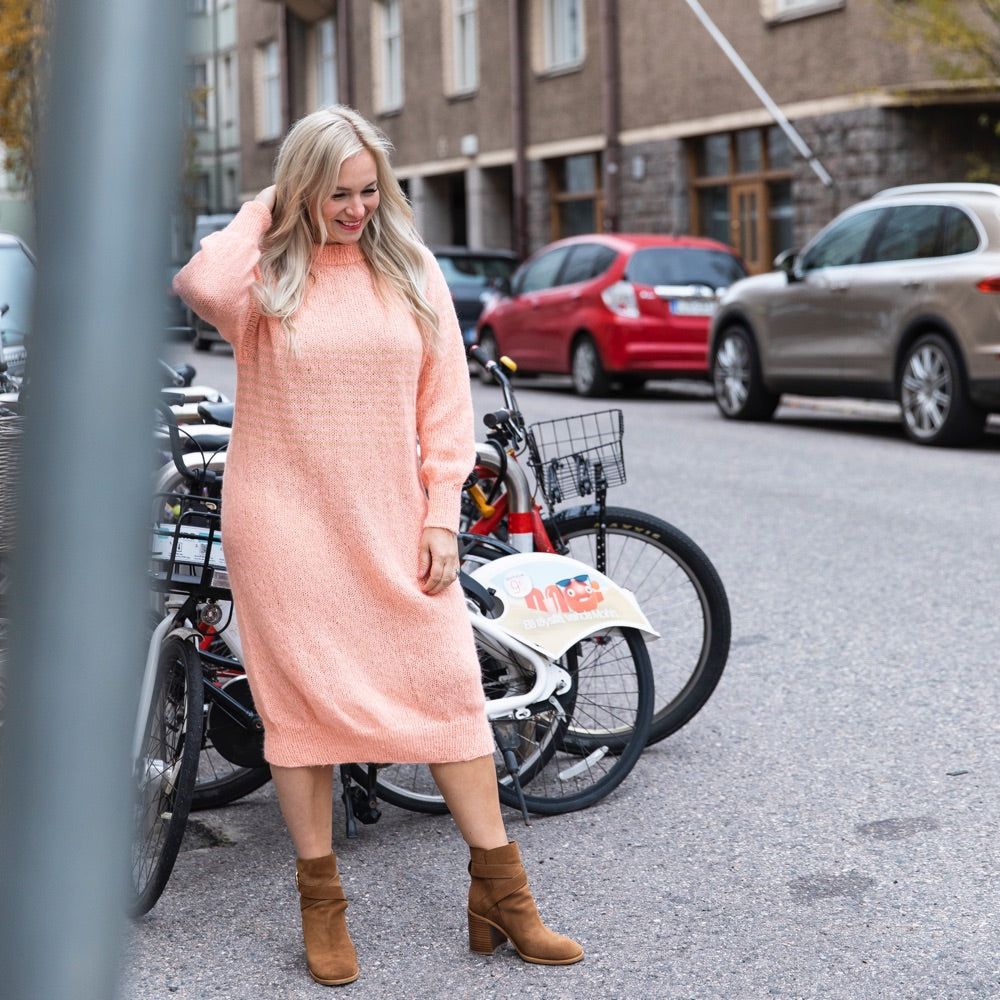 Everyday Knits: Easy Wardrobe Essentials