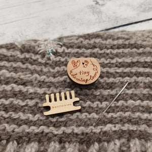 Tiny Darning and Mending Loom
