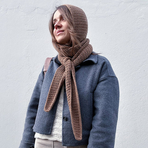 Contour Hooded Scarf