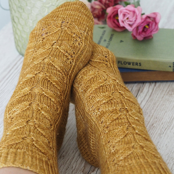 Wild Bees Socks