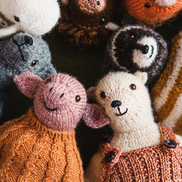 Mouche & Friends: Seamless Toys to Knit and Love by Cinthia Vallet